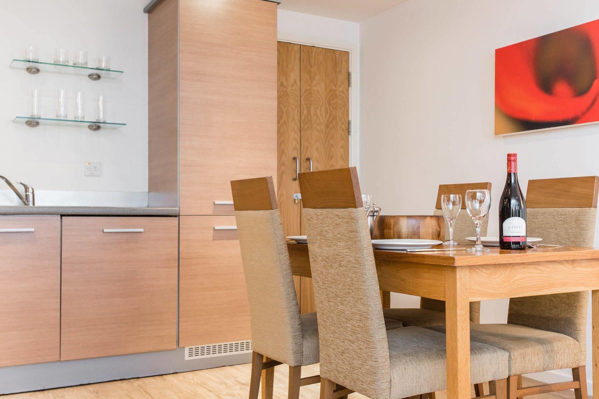 Premier Suites Newcastle Екстериор снимка
