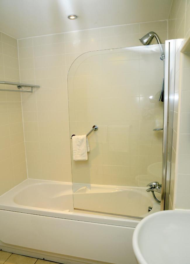 Premier Suites Newcastle Стая снимка